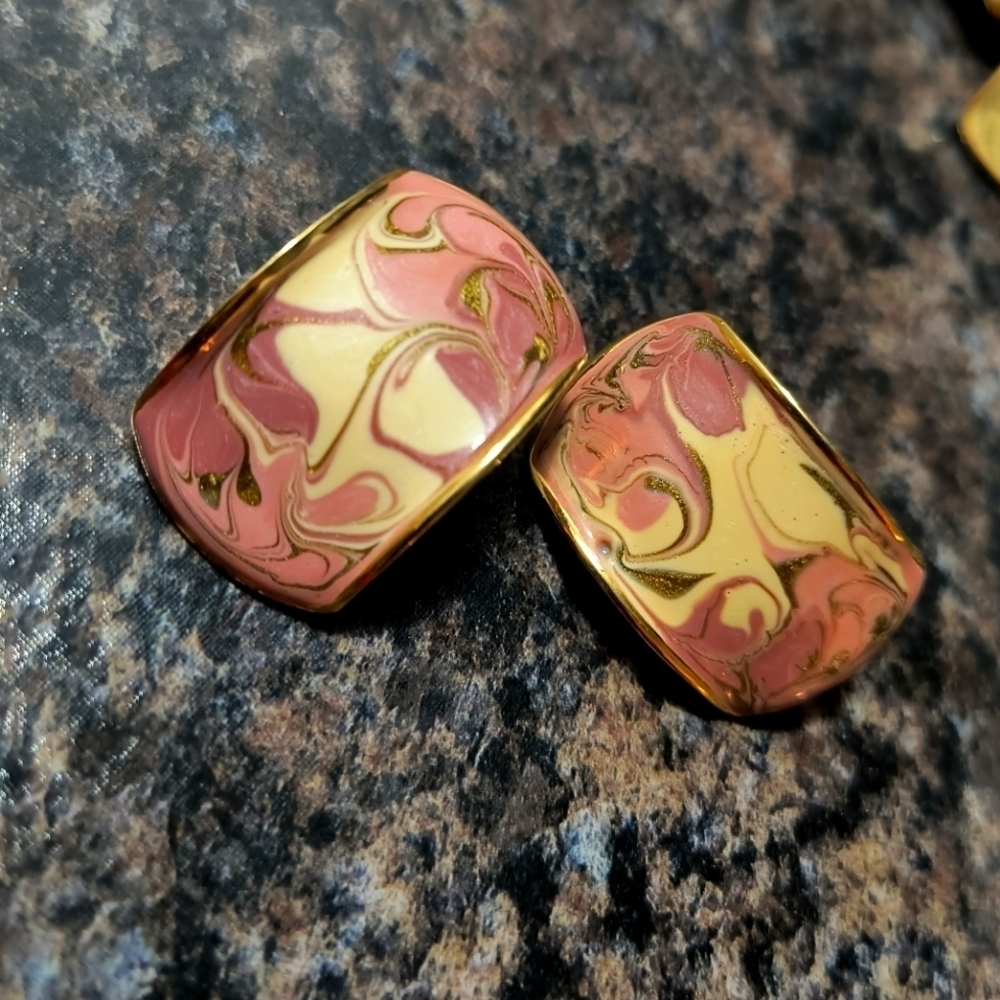 Elegant Gold and Pink Swirl Earrings jewelry vintage y2k